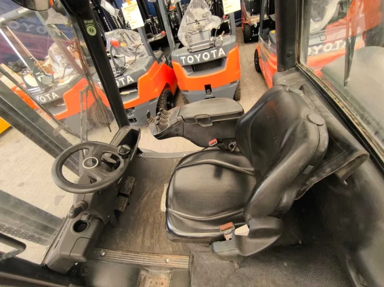 LINDE H30T-02_6.webp